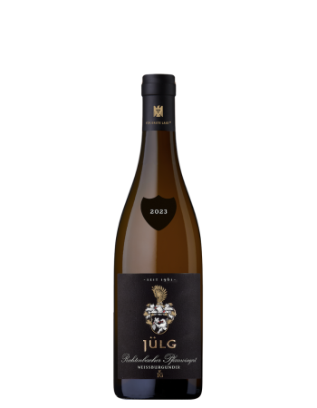 2023 Pfarrwingert Weissburgunder VDP.ERSTE LAGE vom Weingut Jülg. Schwarzes Etikett und Halsschleife. Weiße Inschrift. Handlese. Schonende Verarbeitung. Ausbau im Barrique und Tonneau. Seidige Aromen untermalt von feiner Würze. Kreidig und druckvoll.
